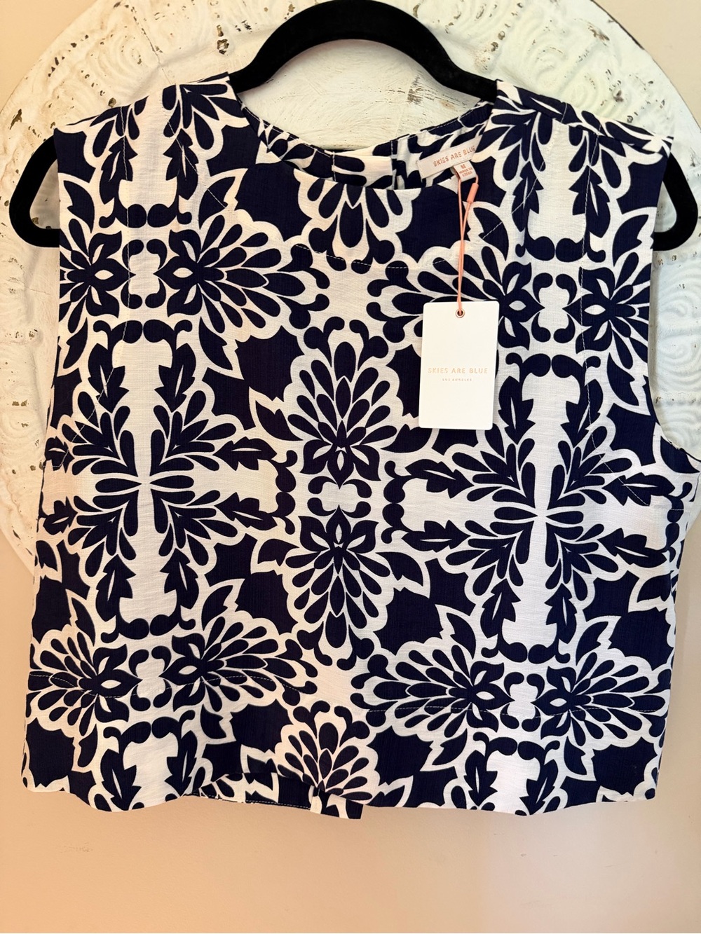 Skies Are Blue Navy and White Floral Tile Crop Top
